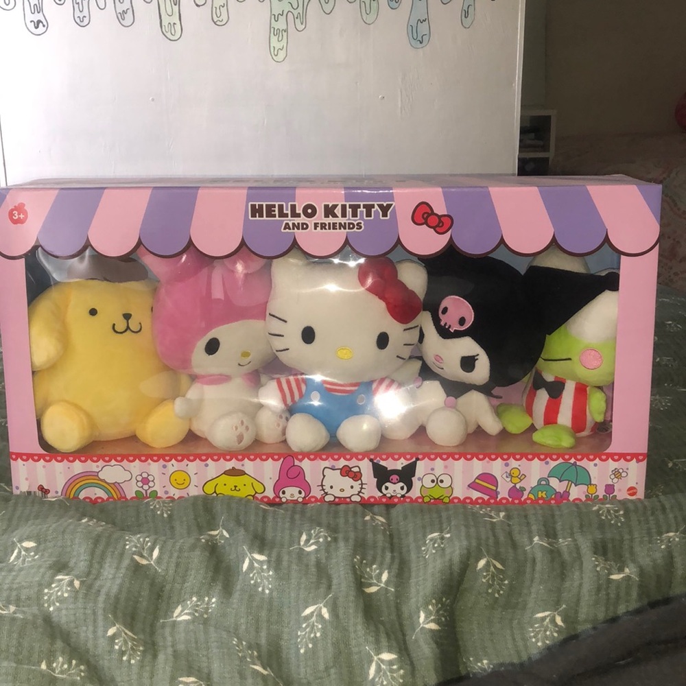 Hello kitty and friends